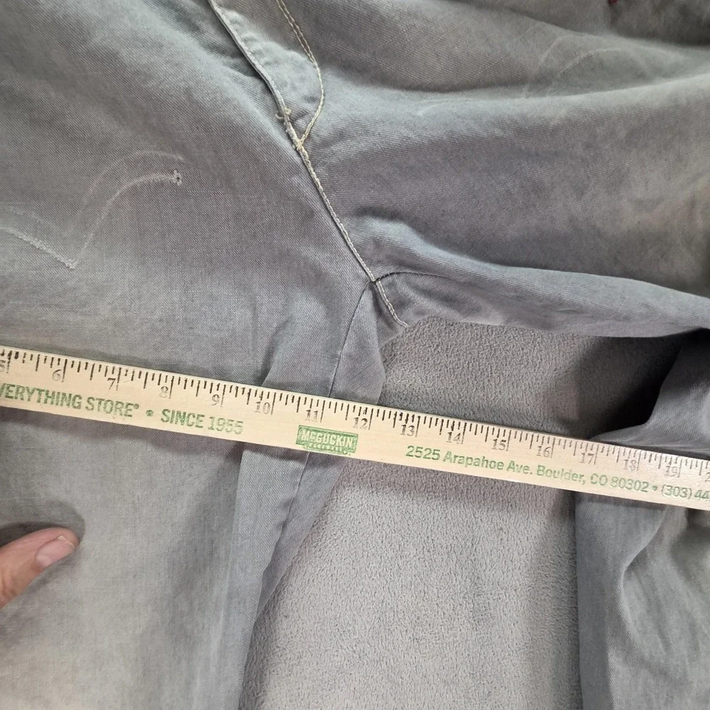 VTG Levis Engineered Jeans Mens Lightweight Gray Denim Relaxed Fits 30x27